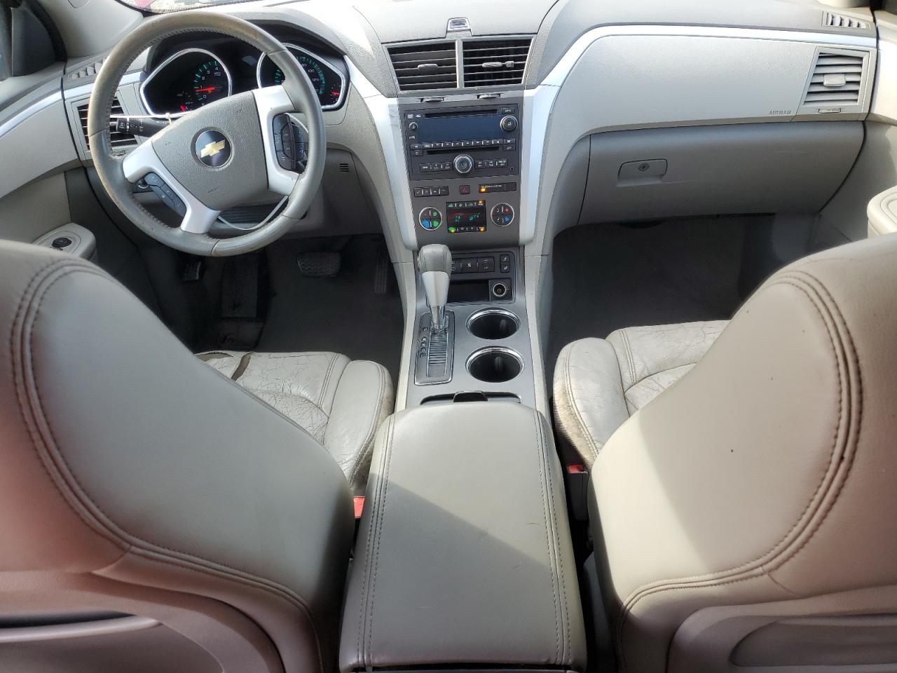 2010 Chevrolet Traverse Lt VIN: 1GNLVGED7AJ266802 Lot: 83943145