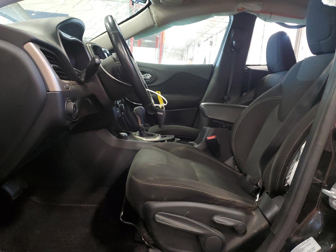 2016 Jeep Cherokee Latitude VIN: 1C4PJMCSXGW255312 Lot: 81901475