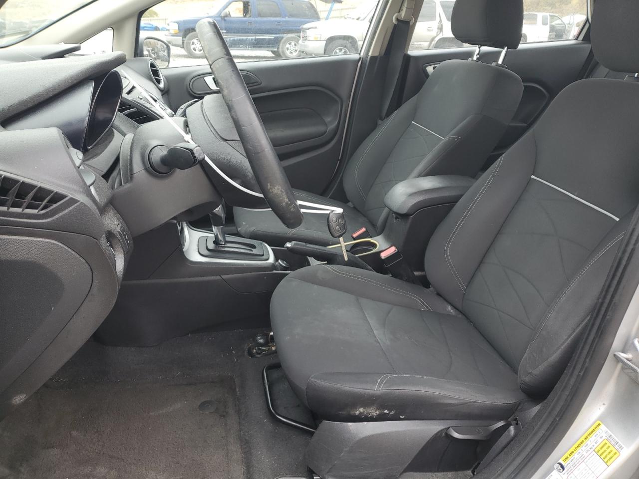 2014 Ford Fiesta Se VIN: 3FADP4BJ1EM114662 Lot: 84621225