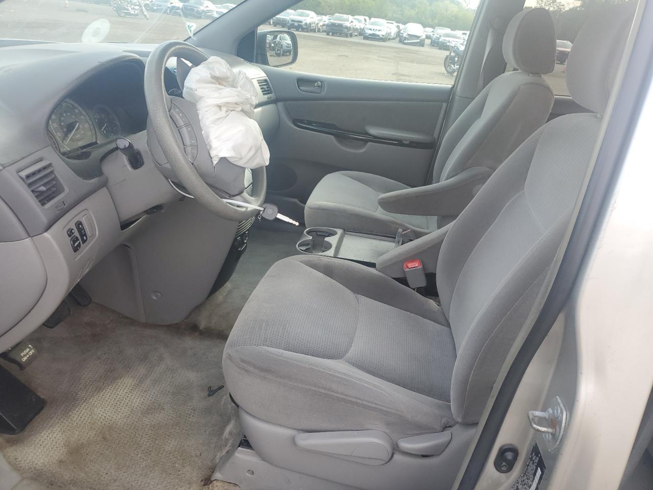 2005 Toyota Sienna Ce VIN: 5TDZA23C85S276050 Lot: 71490175