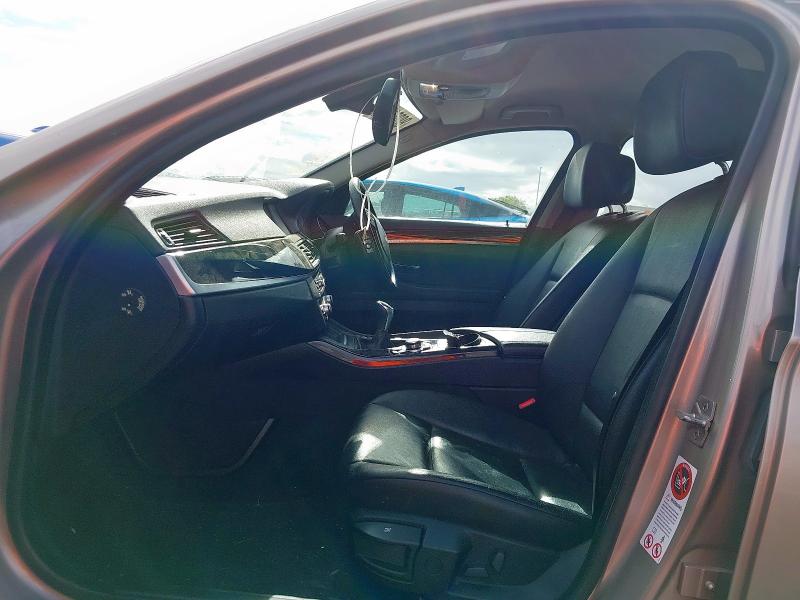 2012 BMW 5 SERIES 520D SE 5DR