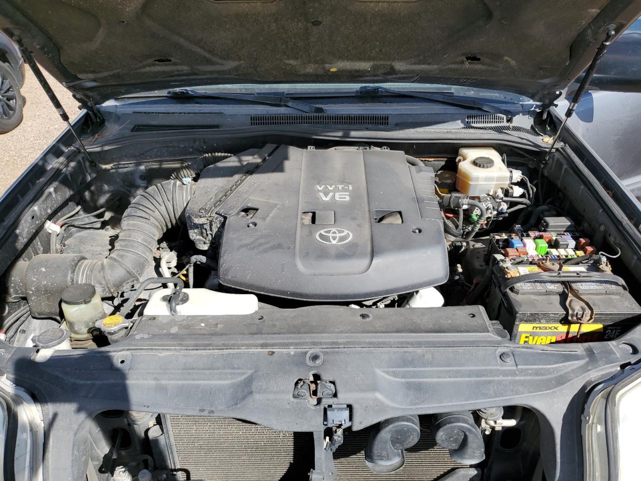 2004 Toyota 4Runner Sr5 VIN: JTEBU14RX40030586 Lot: 69389495