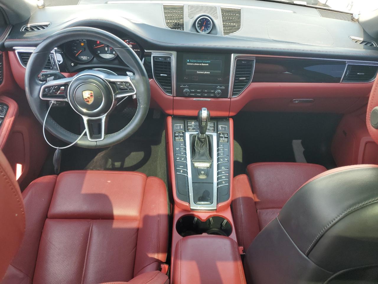 2017 Porsche Macan VIN: WP1AA2A54HLB83970 Lot: 70887675