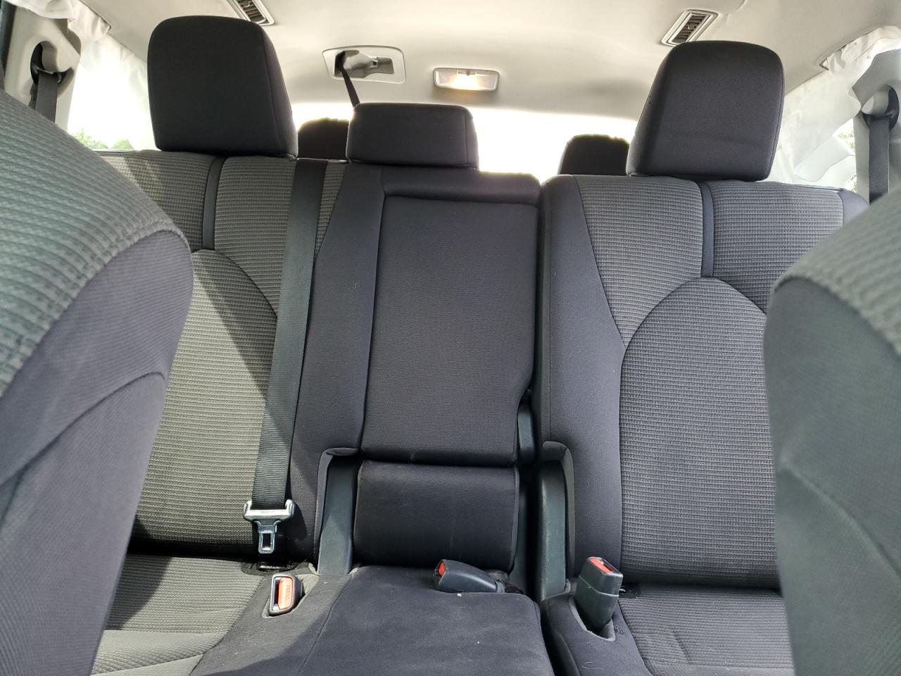 2021 Toyota Highlander L VIN: 5TDBZRBHXMS116136 Lot: 83849595