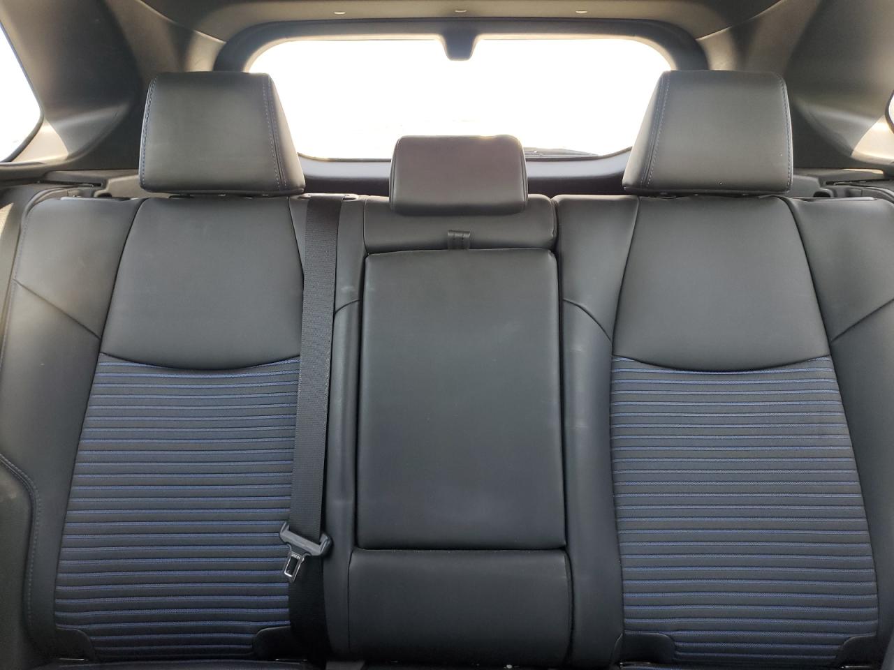 2020 Toyota Rav4 Xse VIN: 2T3EWRFV3LW087940 Lot: 64748185