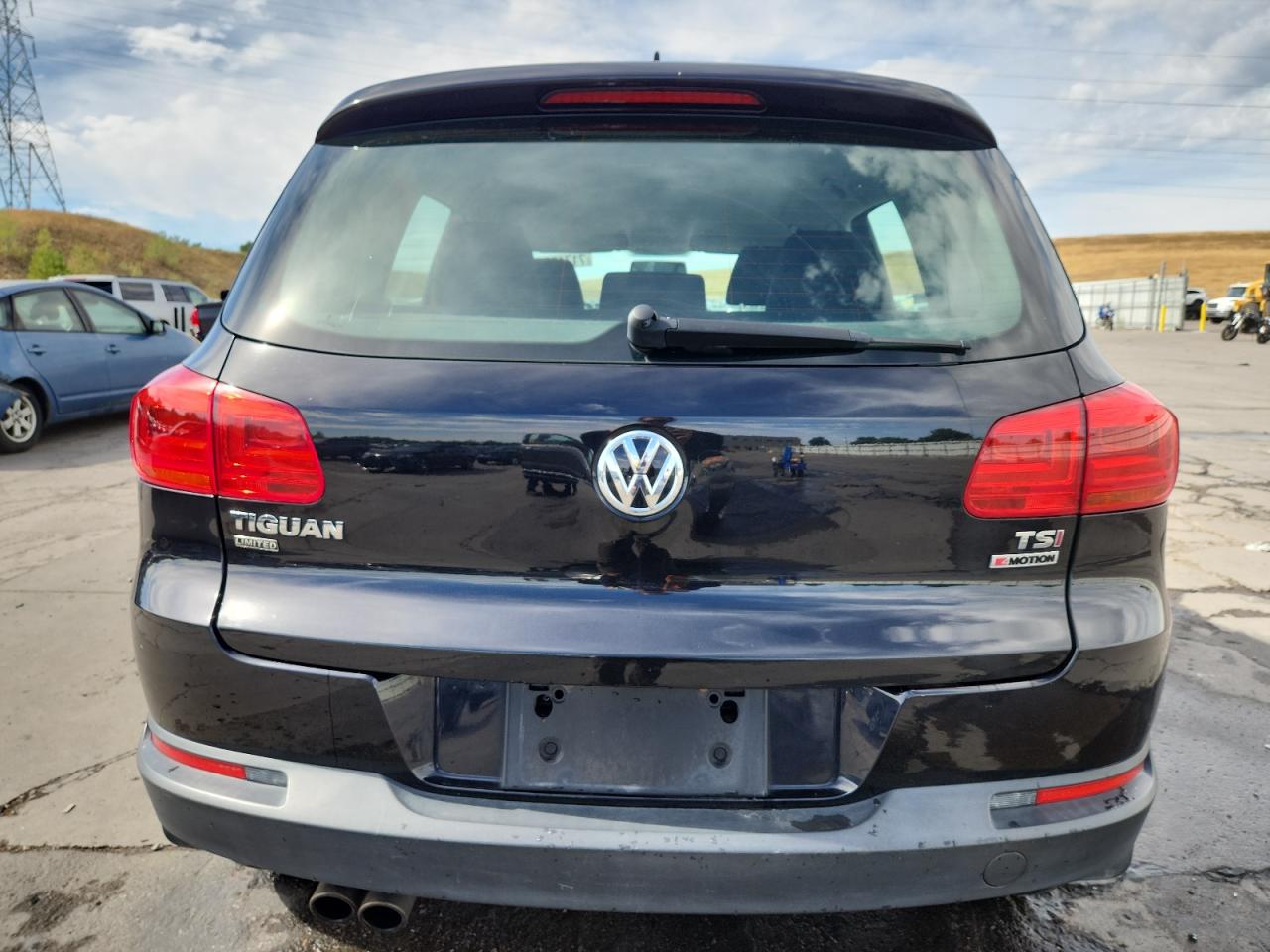 2017 Volkswagen Tiguan S VIN: WVGBV7AX0HK054389 Lot: 71745515