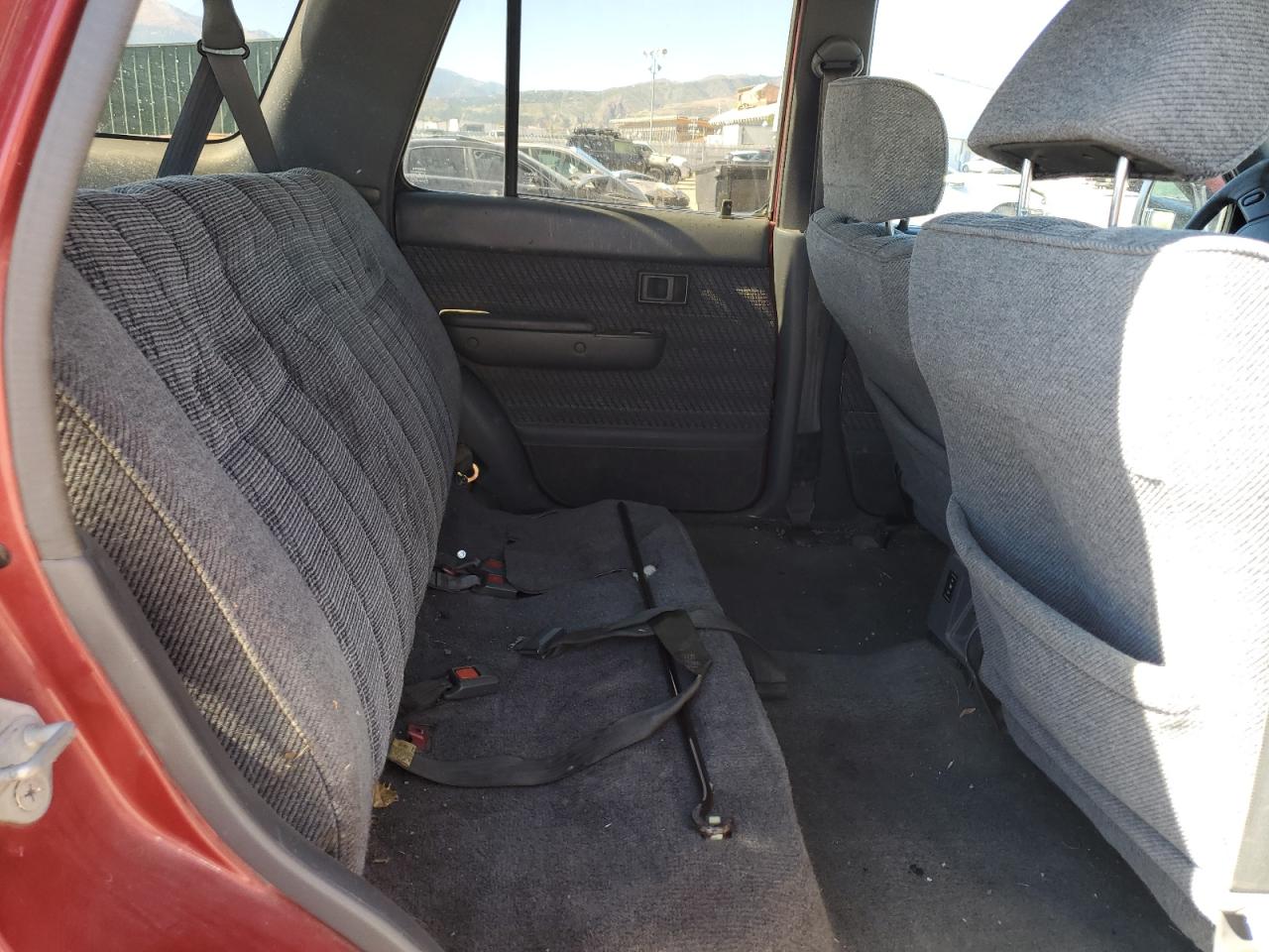 1992 Toyota 4Runner Vn39 Sr5 VIN: JT3VN39W2N8043767 Lot: 83992685