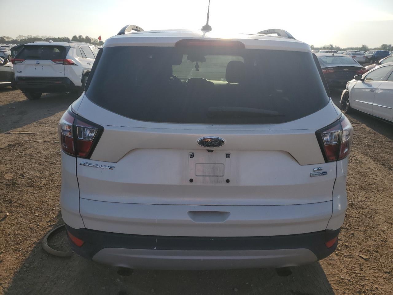 2018 Ford Escape Se VIN: 1FMCU9GD7JUB21760 Lot: 81104995