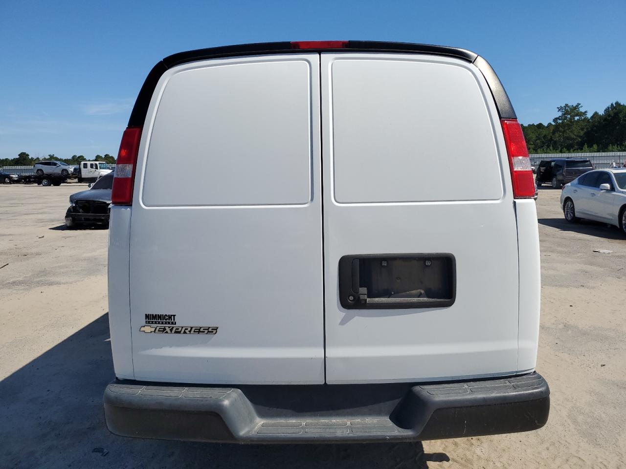 2022 Chevrolet Express G2500 VIN: 1GCWGAF75N1164894 Lot: 71097715