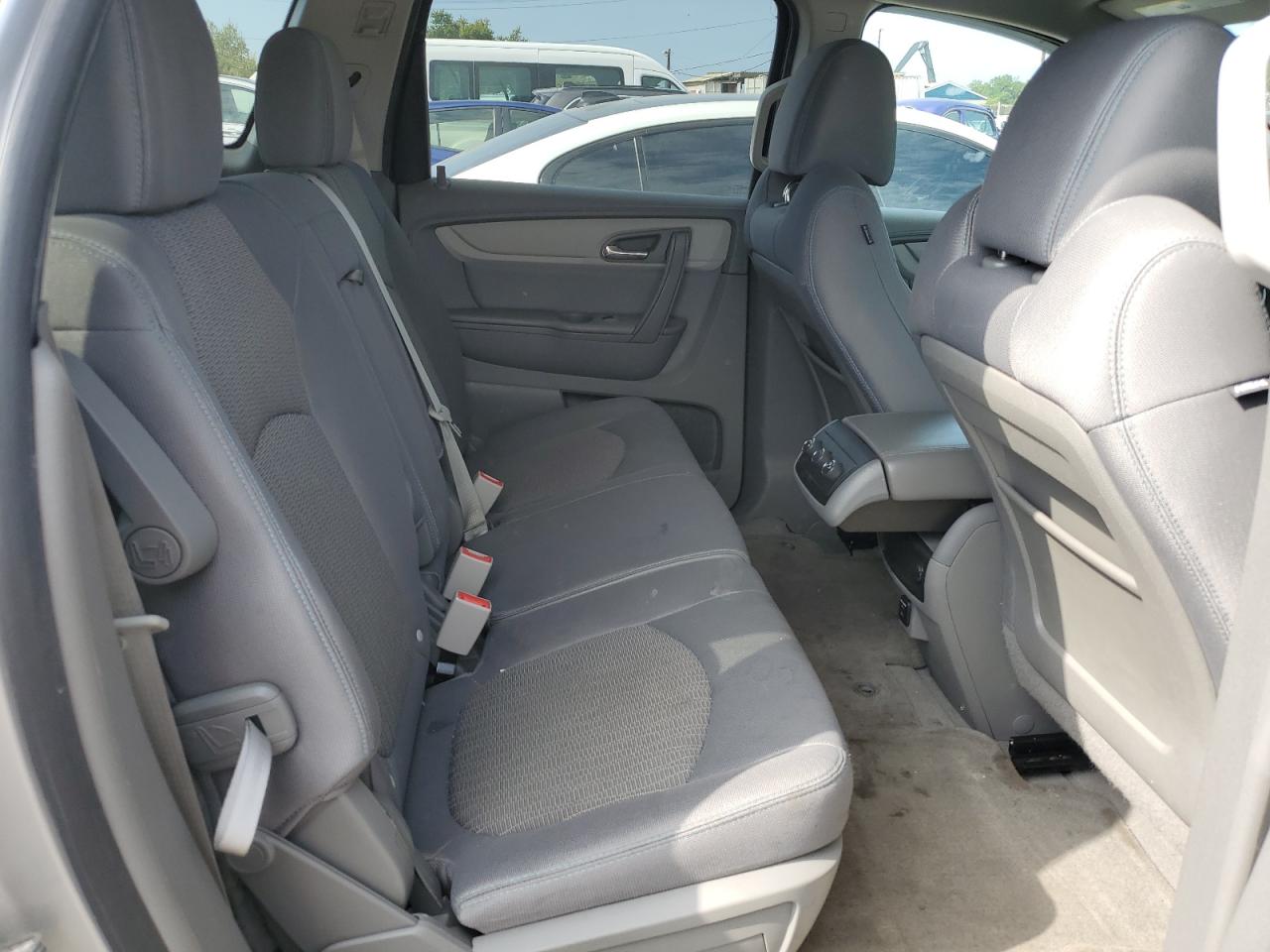 2015 Chevrolet Traverse Ls VIN: 1GNKVFKD4FJ130127 Lot: 81516885