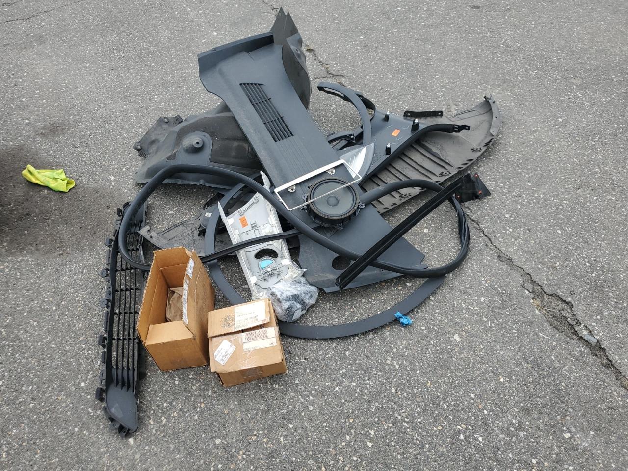 2022 Tesla Model Y VIN: 7SAYGDEE3NF390534 Lot: 80469235