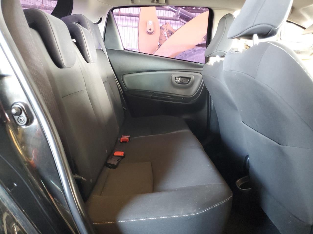 2015 Toyota Yaris VIN: VNKKTUD32FA027822 Lot: 80125945