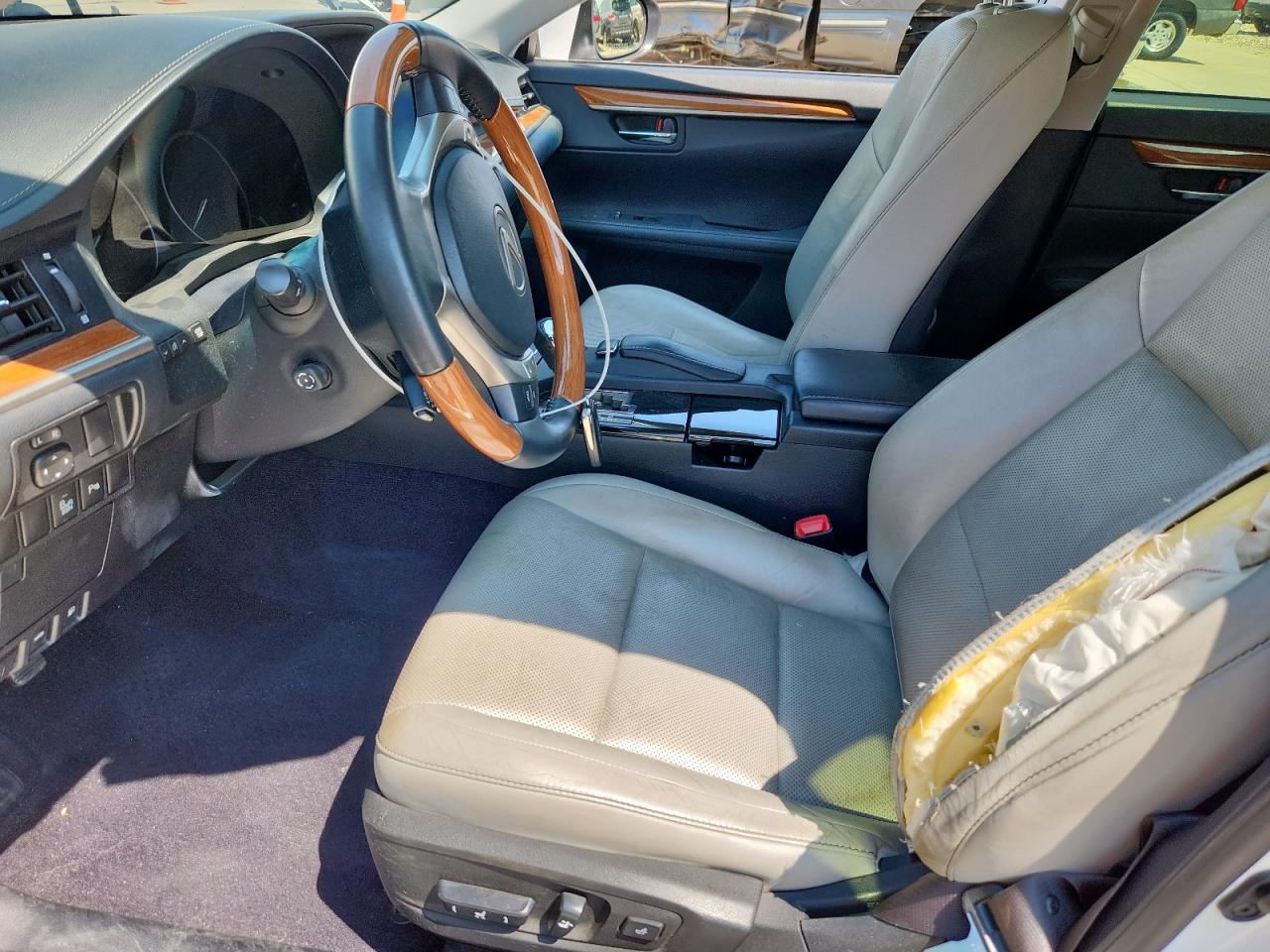 2014 Lexus Es 300H VIN: JTHBW1GG5E2065159 Lot: 71438405
