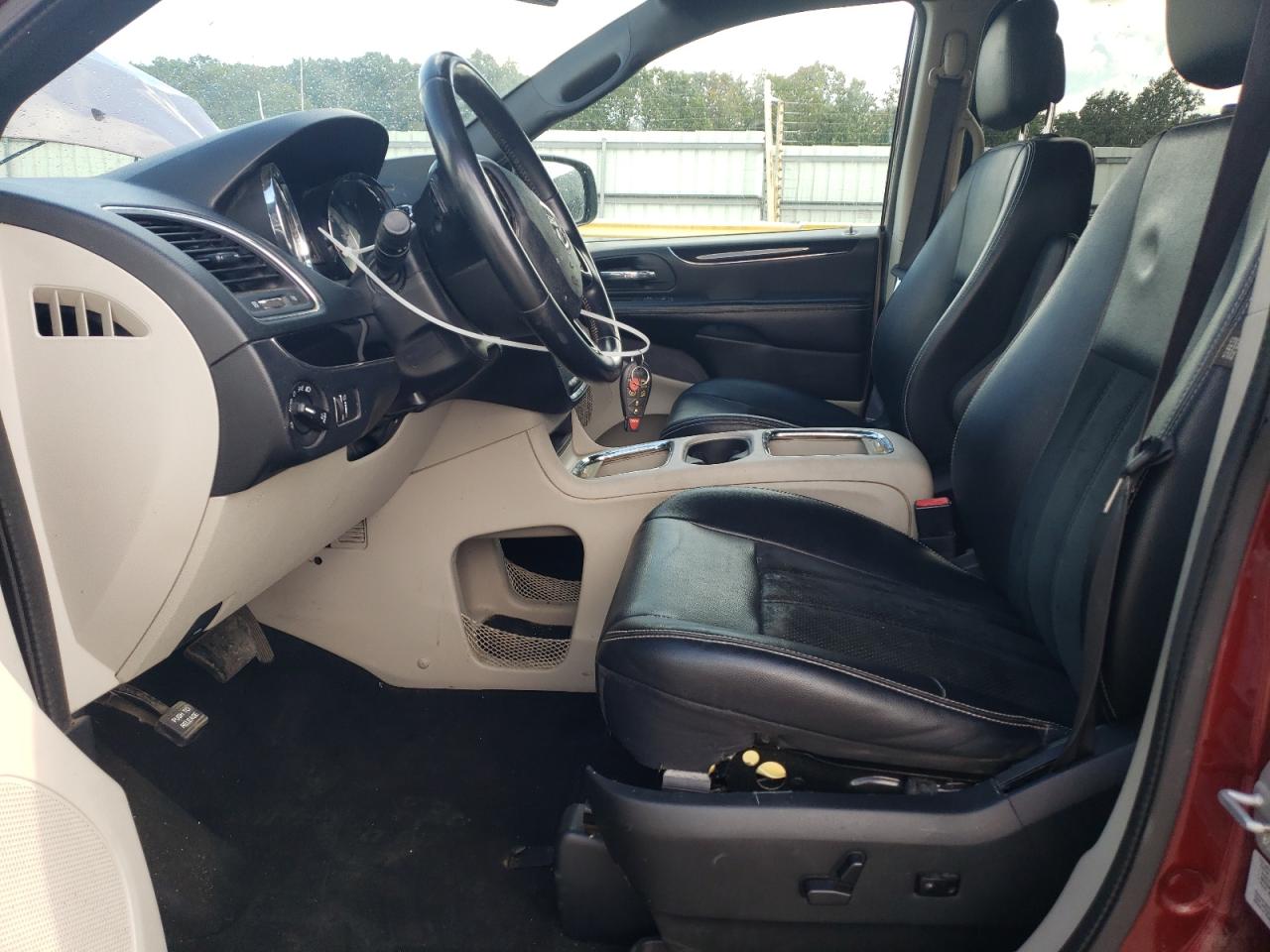 2017 Dodge Grand Caravan Sxt VIN: 2C4RDGCG3HR546208 Lot: 81030545