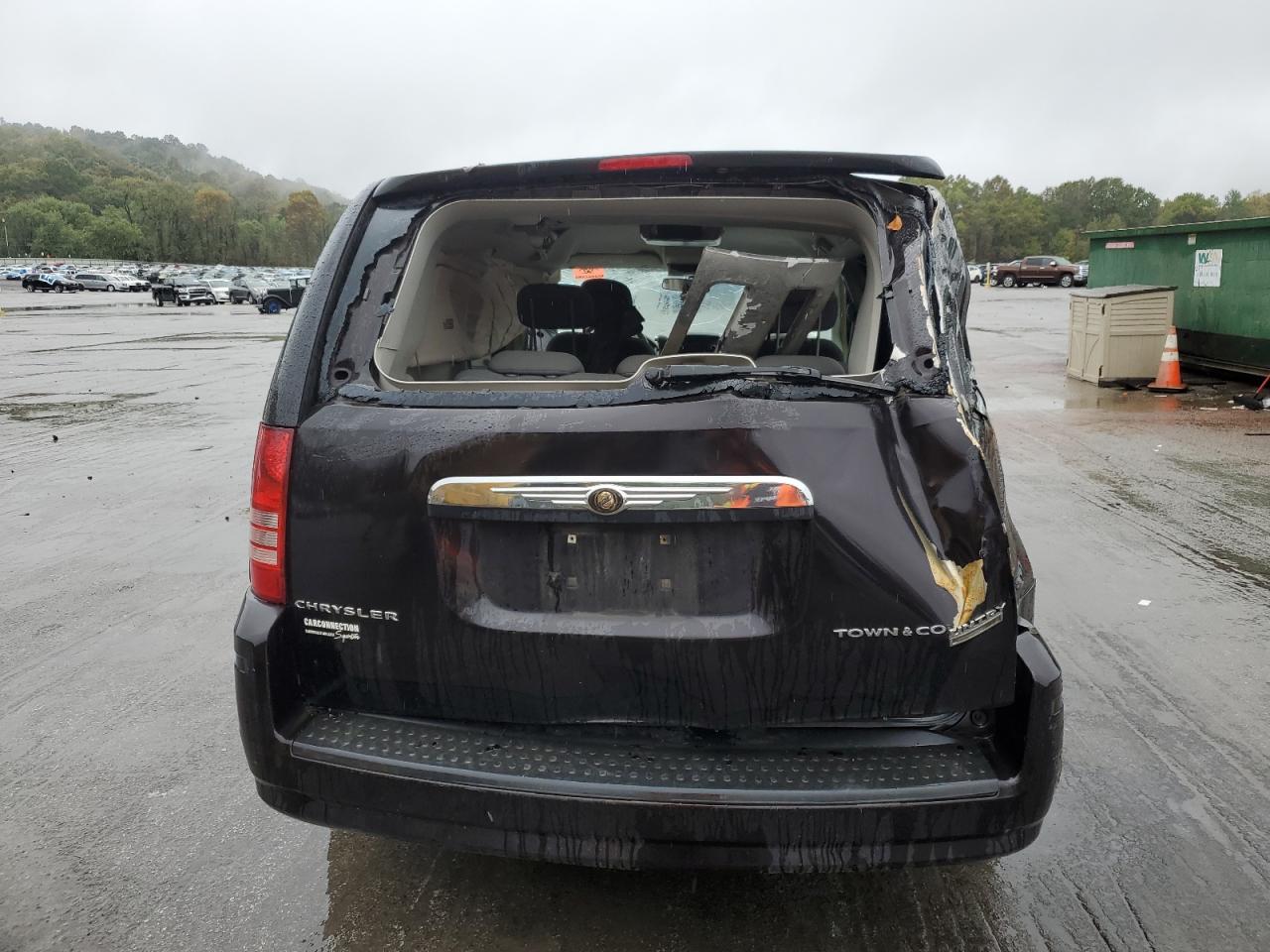 2010 Chrysler Town & Country Lx VIN: 2A4RR2D13AR357136 Lot: 84025525