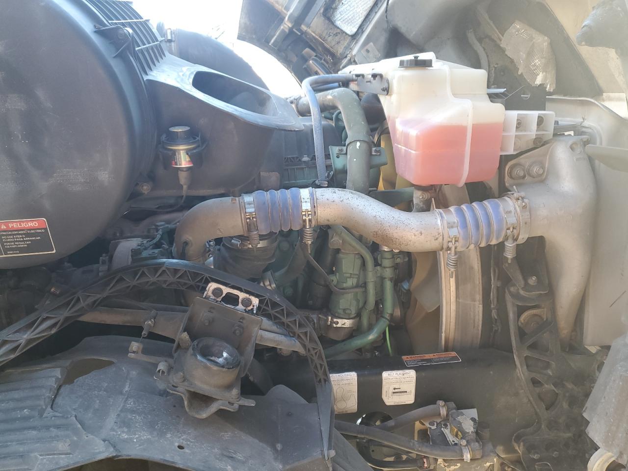 2018 Volvo Vnl Semi Truck VIN: 4V4NC9EH7JN984210 Lot: 83813395