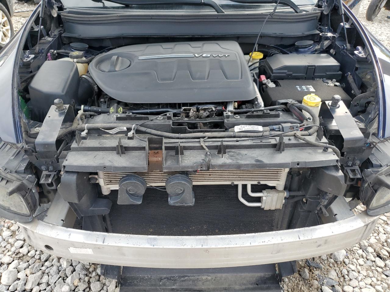 2015 Jeep Cherokee Latitude VIN: 1C4PJMCS2FW703668 Lot: 81245335