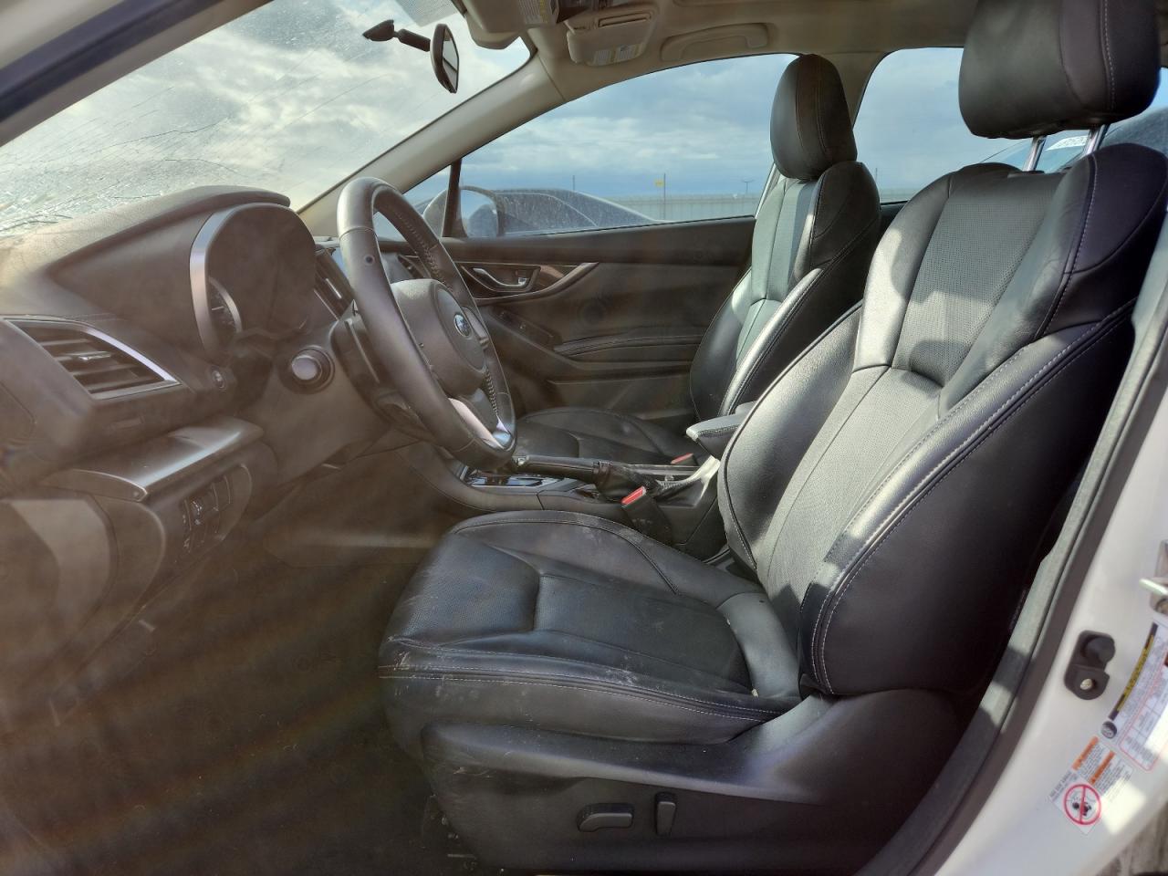 2017 Subaru Impreza Limited VIN: 4S3GTAT66H3740013 Lot: 81740115