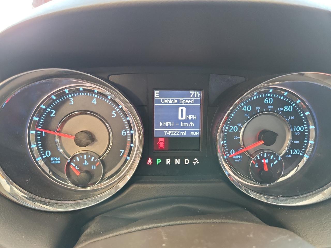 2015 Chrysler Town & Country Touring VIN: 2C4RC1BGXFR562744 Lot: 80259995