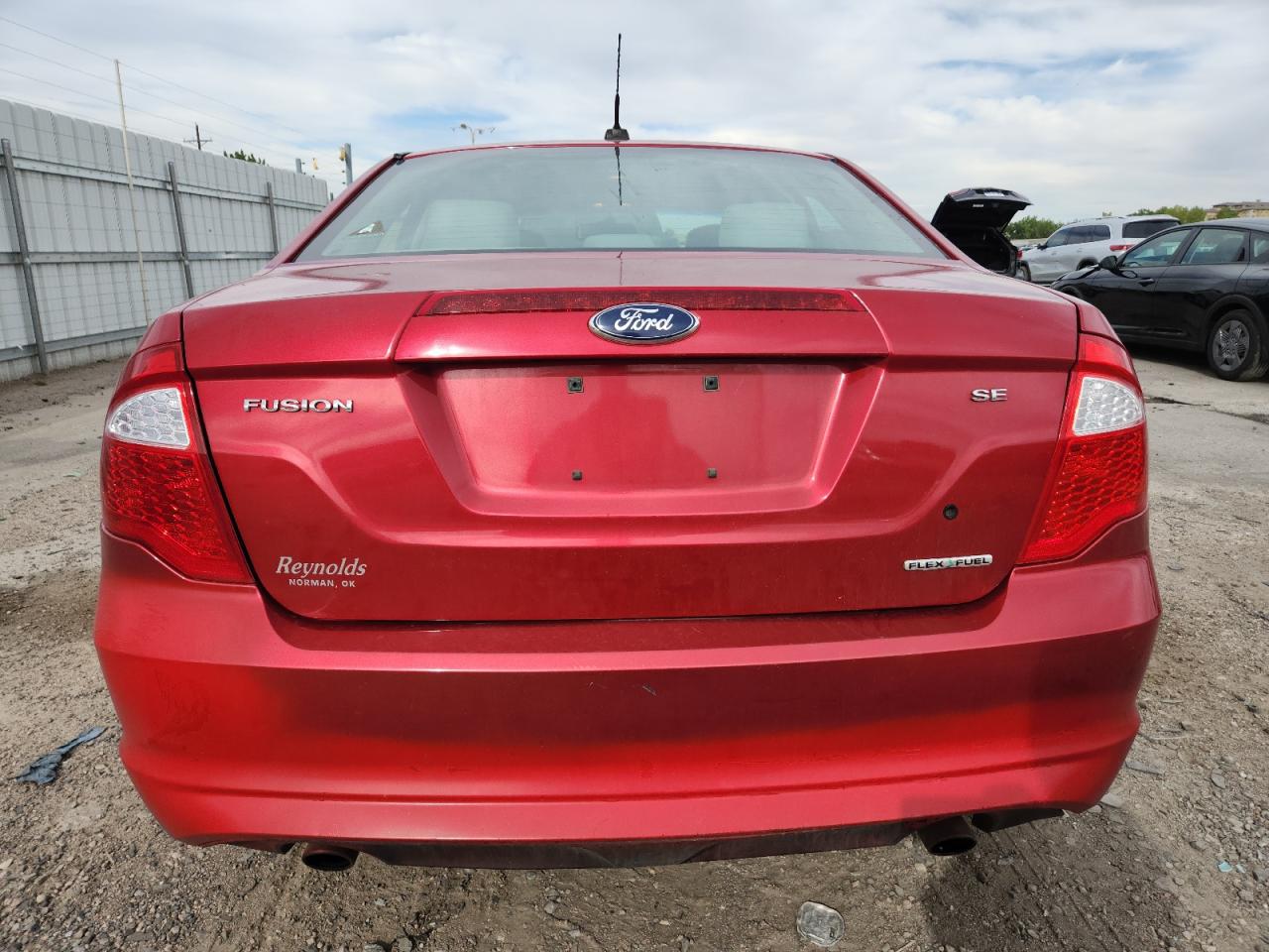 2011 Ford Fusion Se VIN: 3FAHP0HG8BR196505 Lot: 81682975