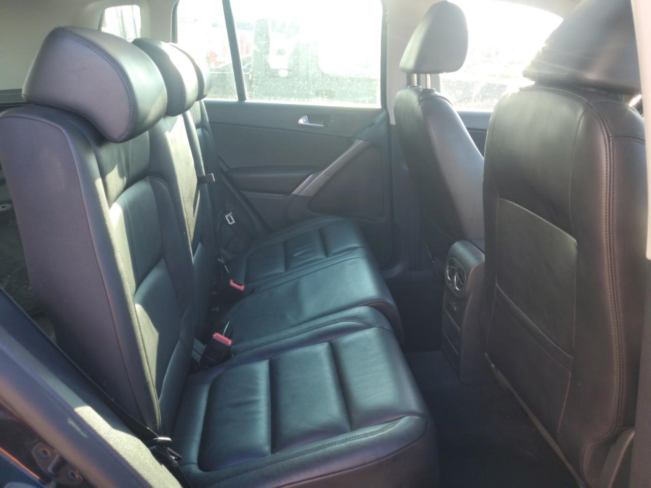 2010 Volkswagen Tiguan Se VIN: WVGBV7AX7AW510192 Lot: 83803615