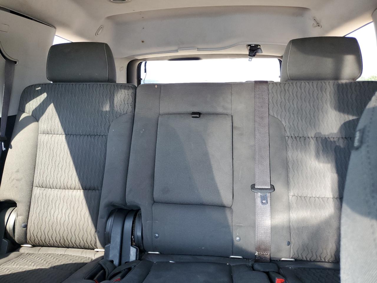 2015 Chevrolet Tahoe K1500 Ls VIN: 1GNSKAKC0FR622156 Lot: 71258725