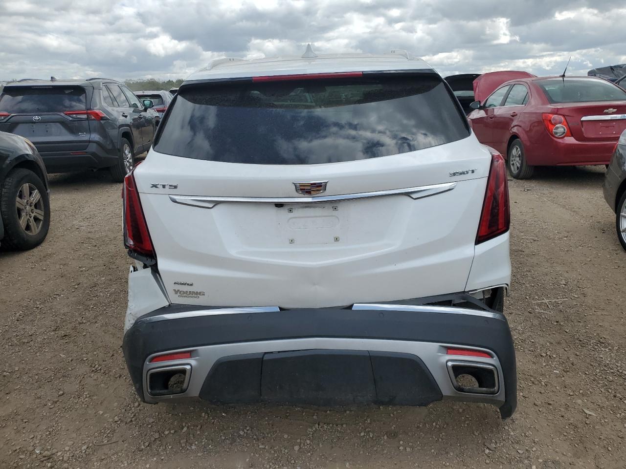 2022 Cadillac Xt5 Premium Luxury VIN: 1GYKNDR41NZ156620 Lot: 71413515