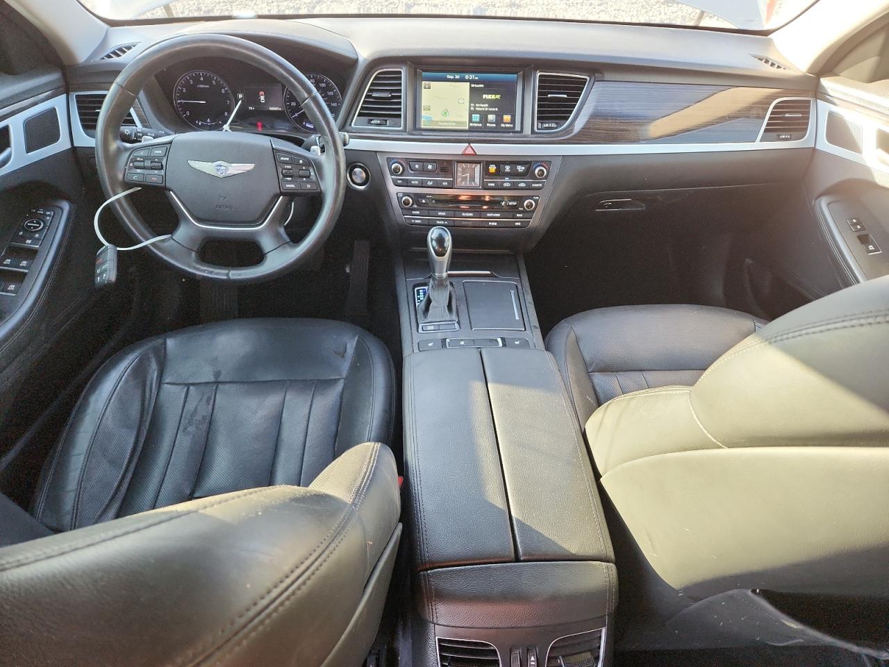 2015 Hyundai Genesis 3.8L VIN: KMHGN4JE7FU048836 Lot: 83940215