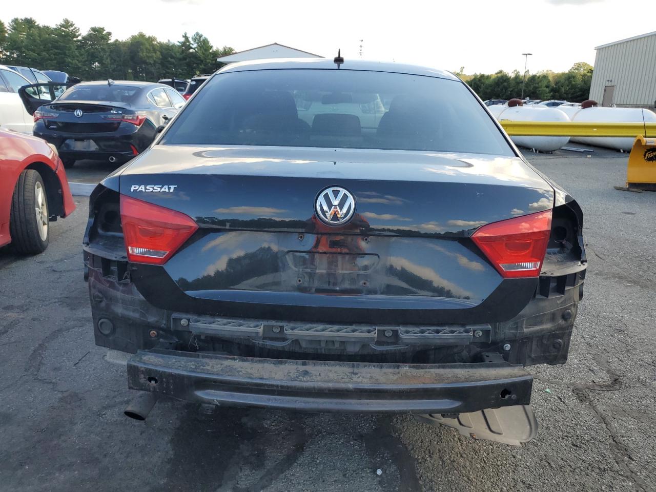 2012 Volkswagen Passat S VIN: 1VWAP7A33CC015951 Lot: 69572795