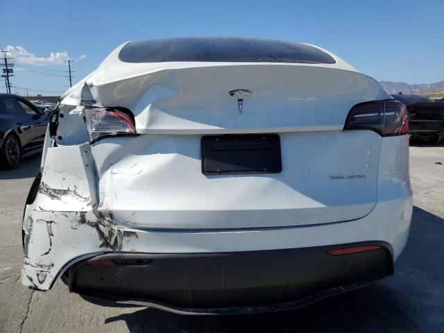  TESLA MODEL Y 2024 White