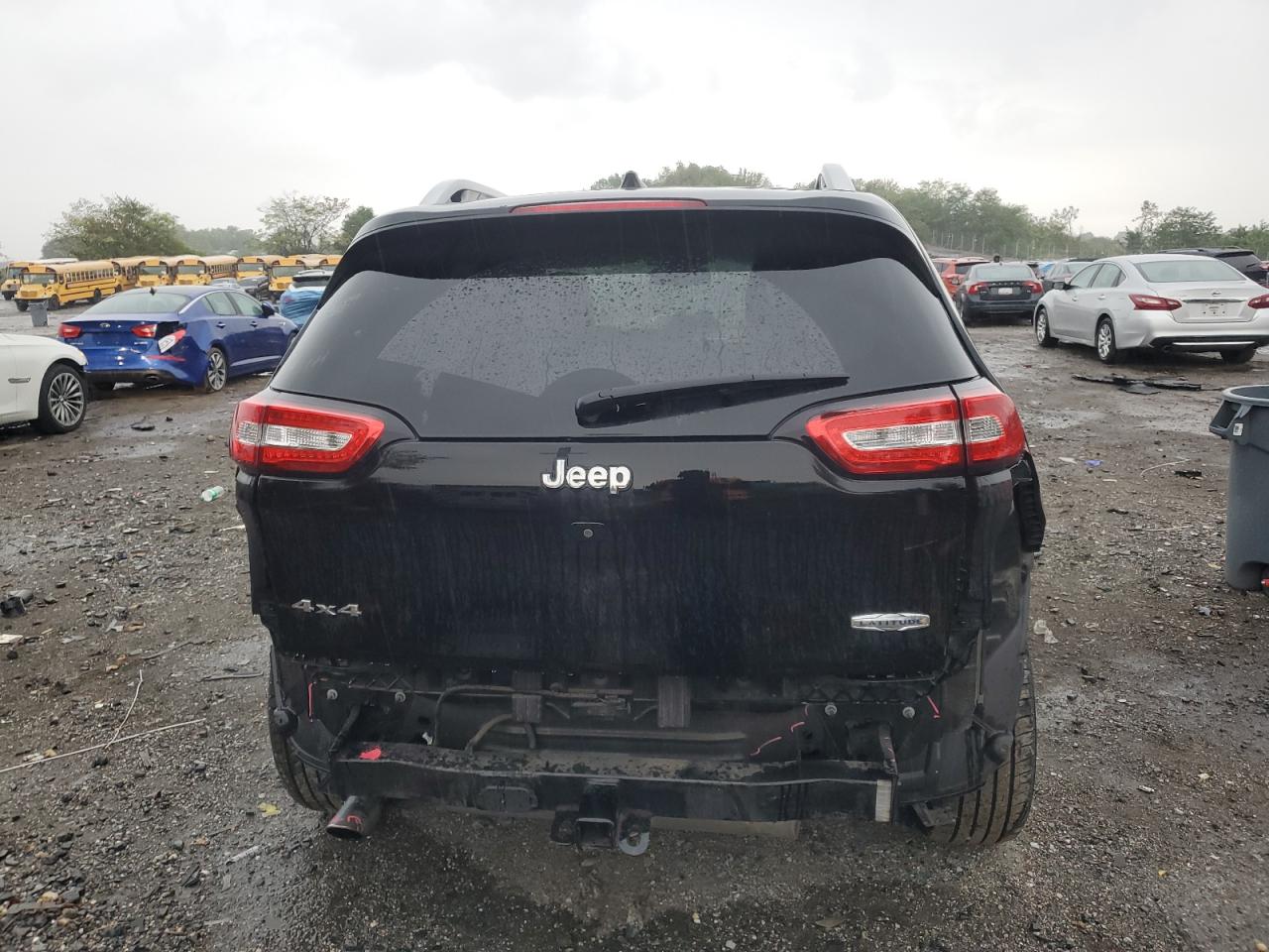 2018 Jeep Cherokee Latitude Plus VIN: 1C4PJMLB9JD535872 Lot: 80315415