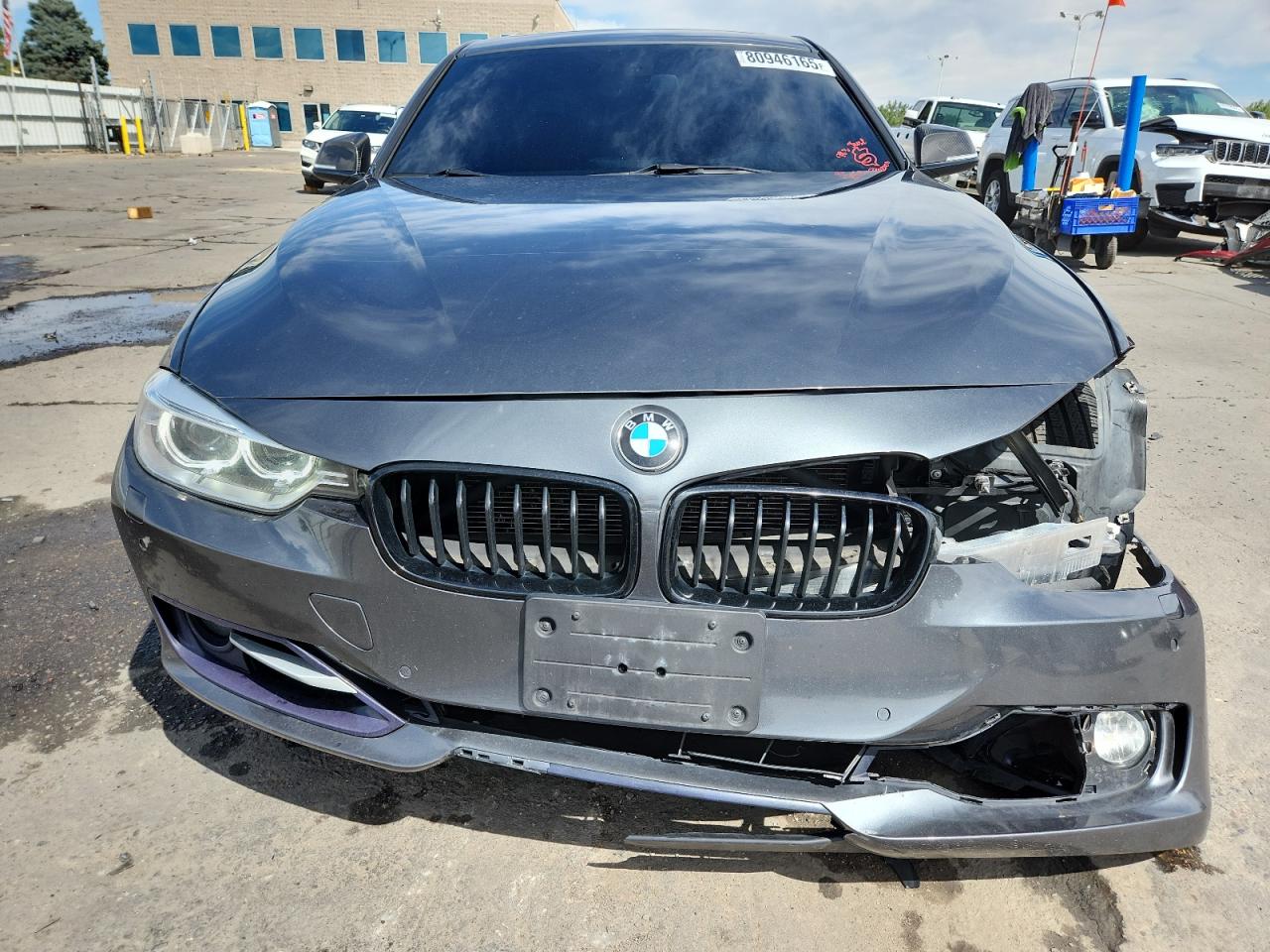 Фото: WBA3B3G50FNT18655