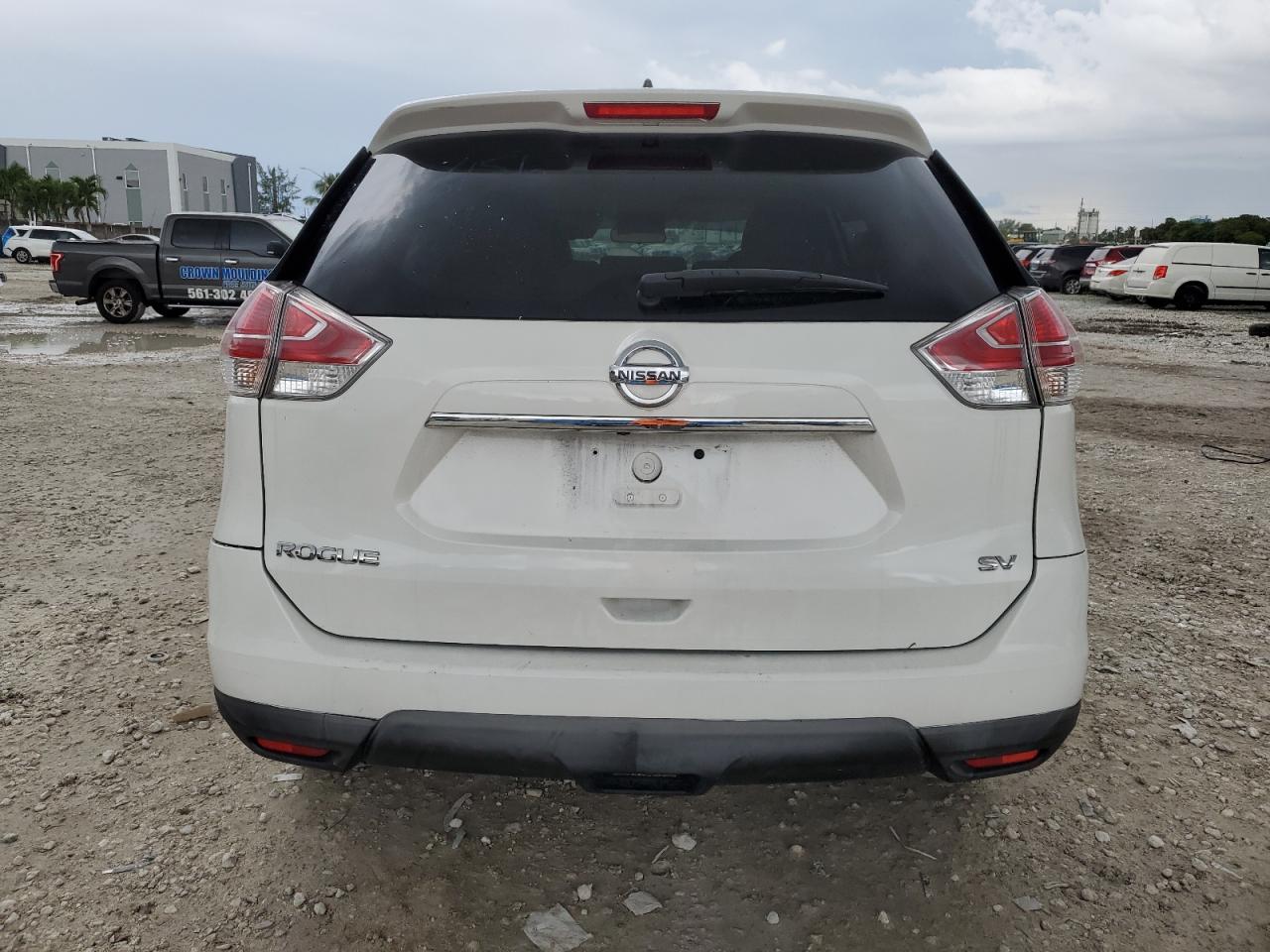 2016 Nissan Rogue S VIN: KNMAT2MT0GP618156 Lot: 82059155