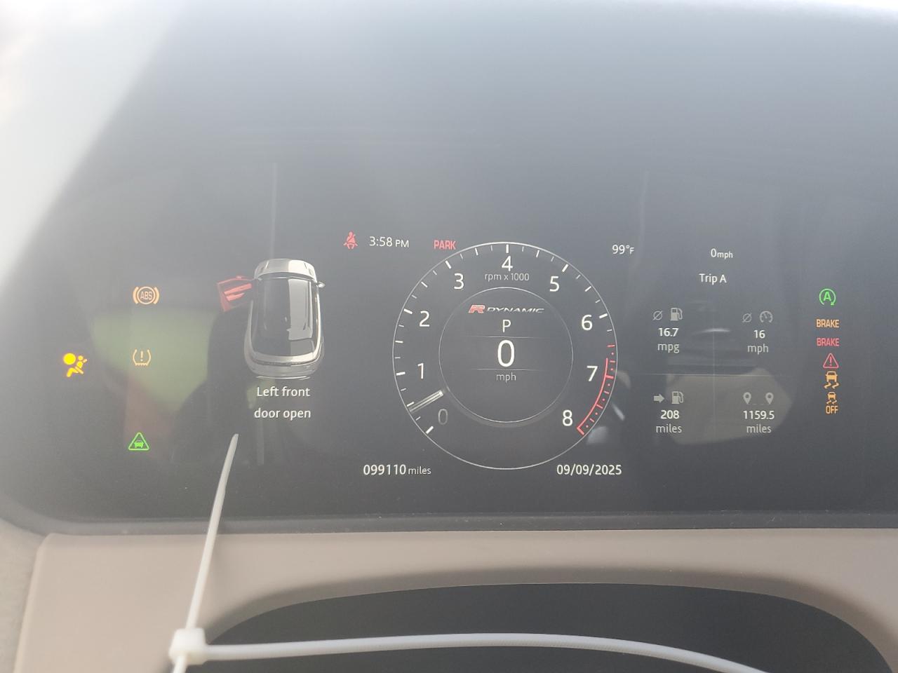 2018 Land Rover Range Rover Velar R-Dynamic Se VIN: SALYL2RX0JA747155 Lot: 71893135