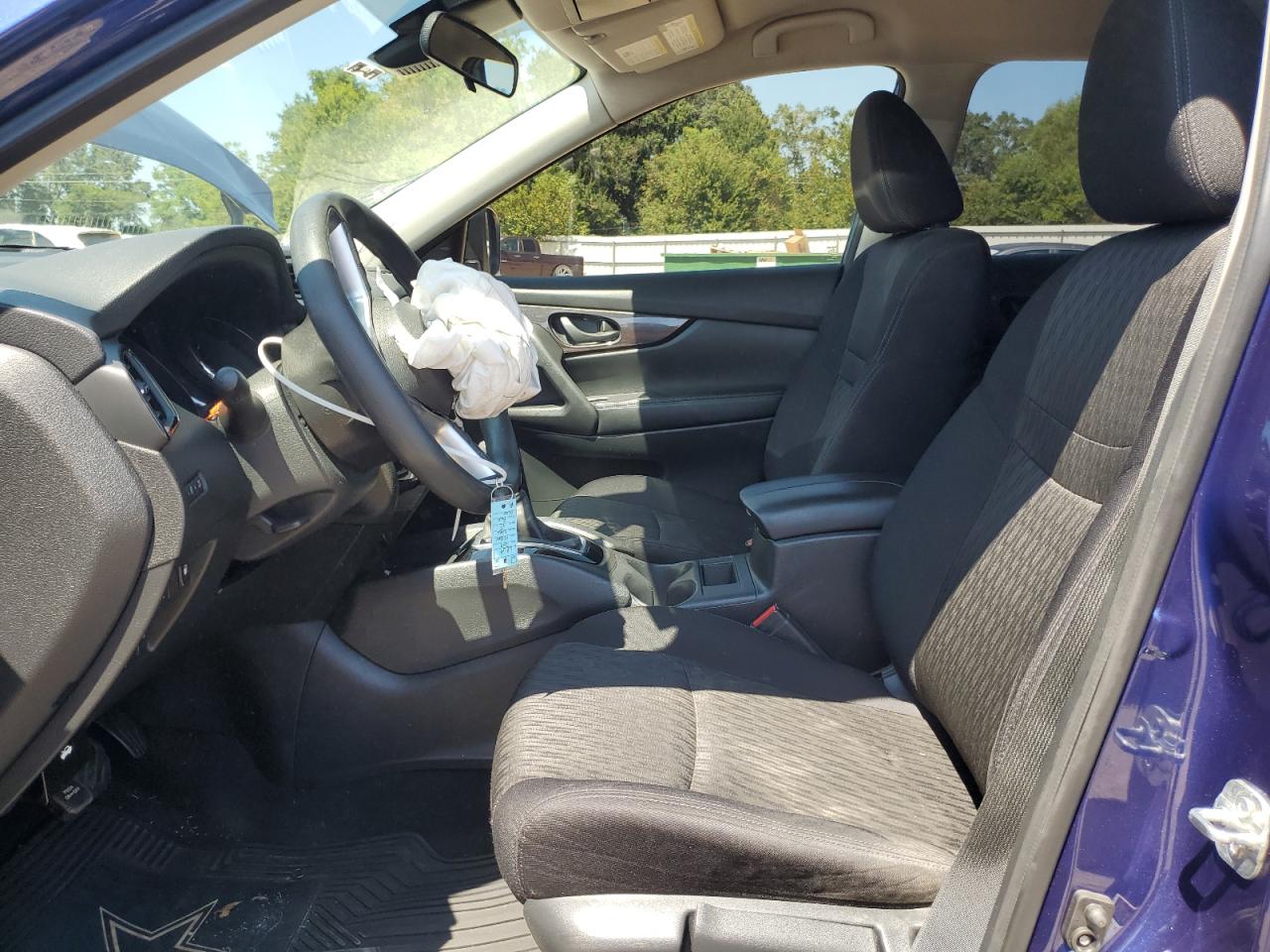 2019 Nissan Rogue S VIN: 5N1AT2MT5KC818123 Lot: 71831565