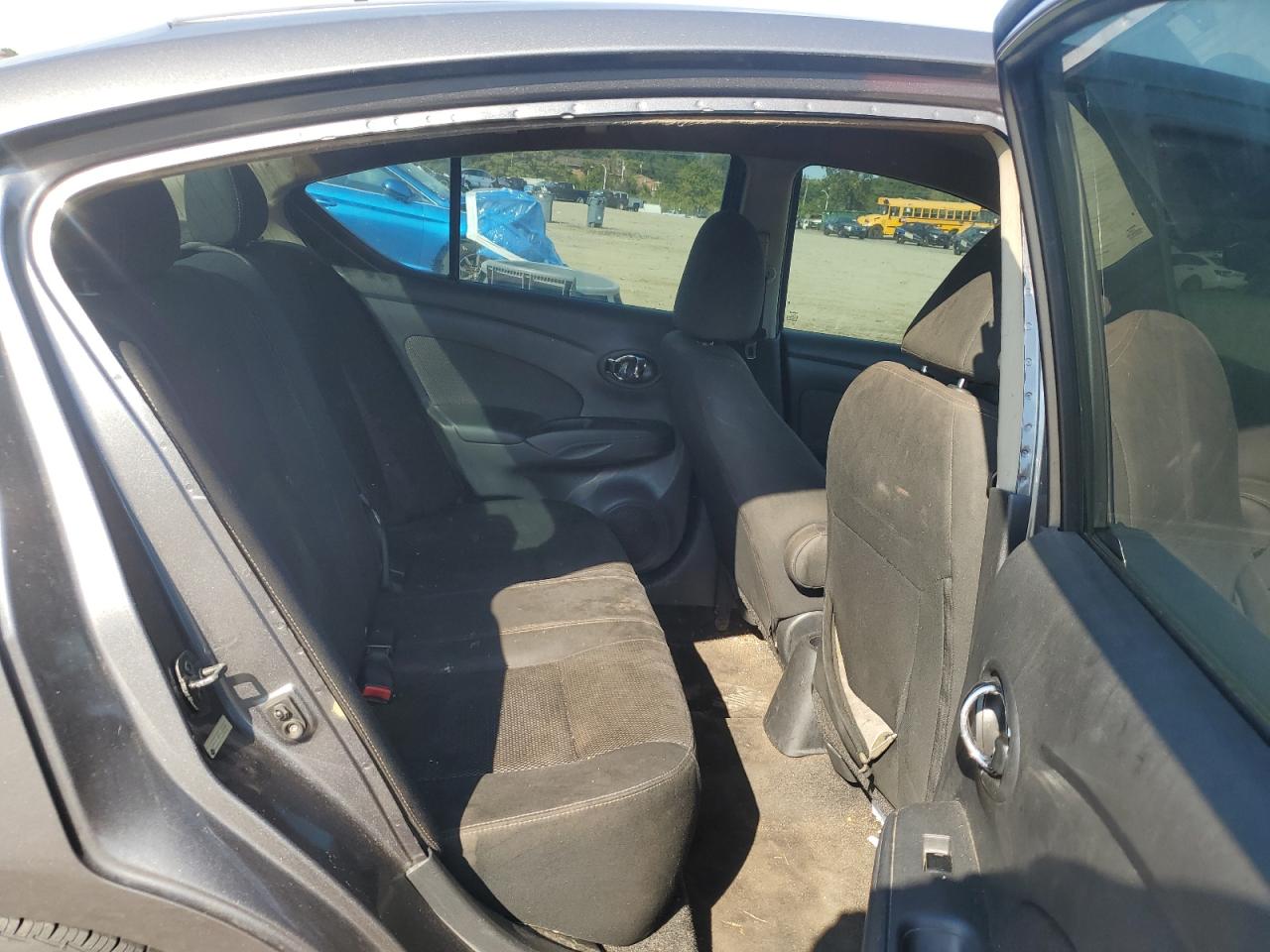 2016 Nissan Versa S VIN: 3N1CN7AP7GL869388 Lot: 80625555