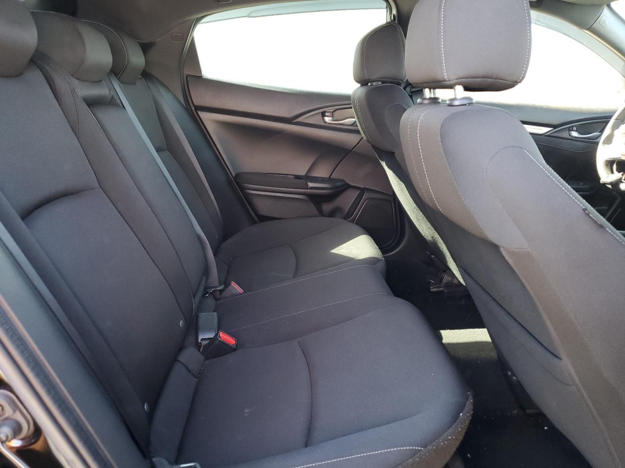 2018 Honda Civic Ex VIN: SHHFK7H55JU411585 Lot: 81277275