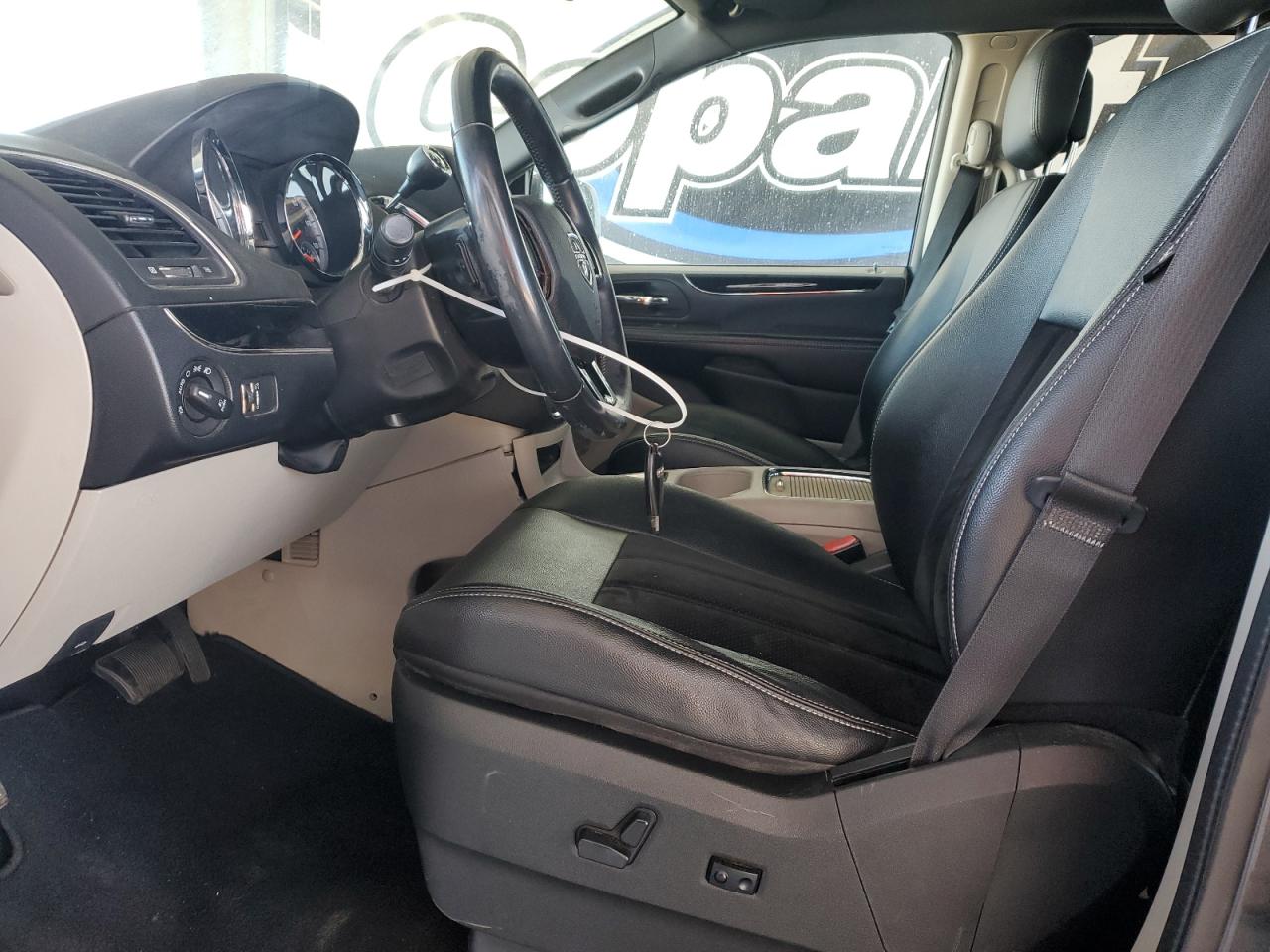 2017 Dodge Grand Caravan Sxt VIN: 2C4RDGCG6HR825989 Lot: 80399155