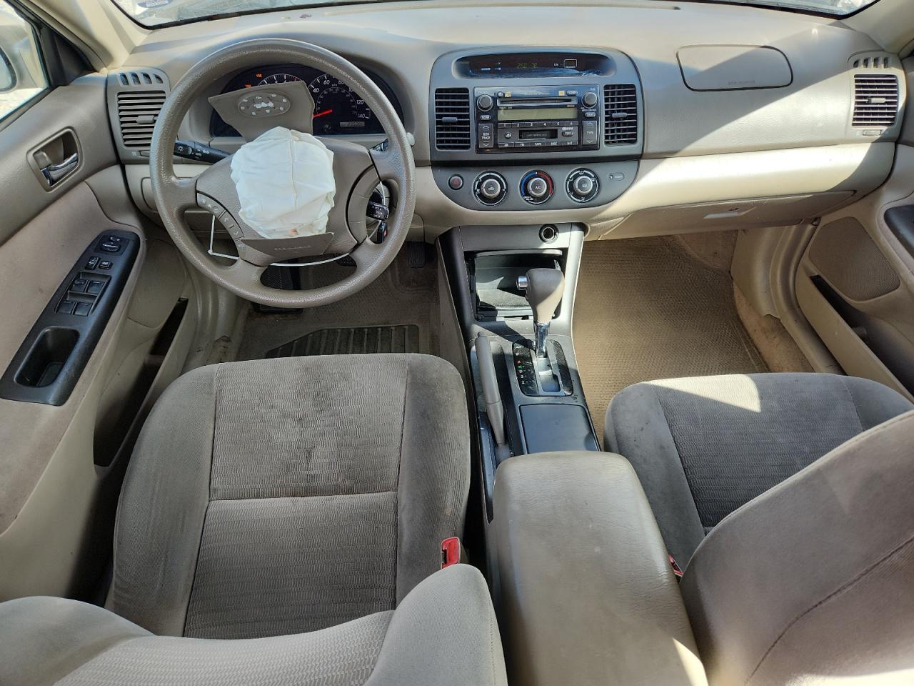 2005 Toyota Camry Le VIN: 4T1BF30K05U098890 Lot: 84287025