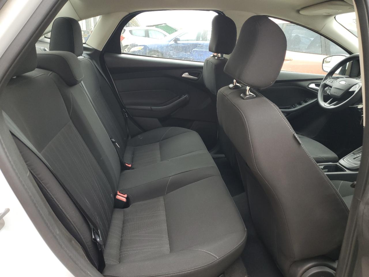 2016 Ford Focus Se VIN: 1FADP3F20GL355904 Lot: 83964665