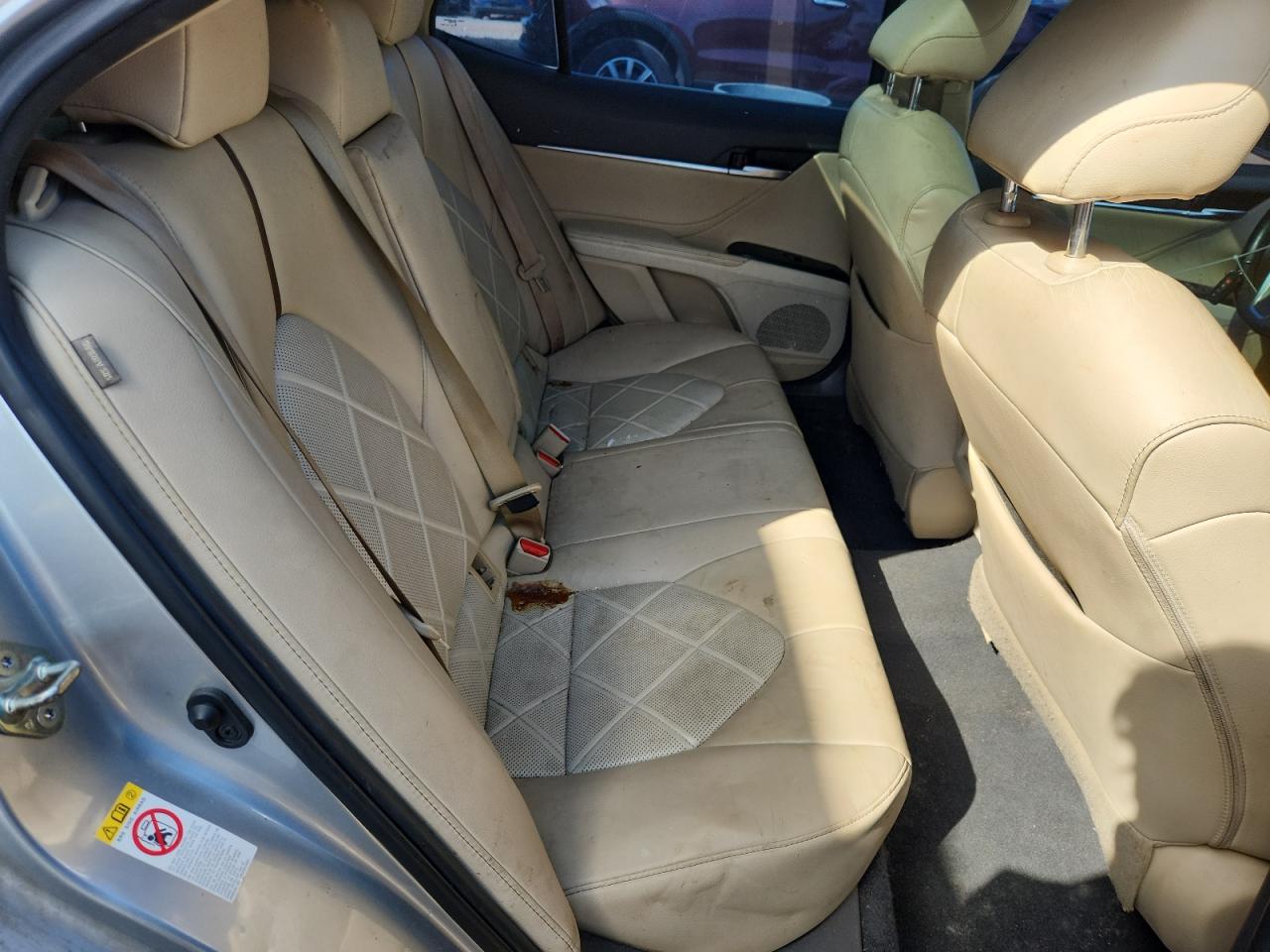 2018 Toyota Camry L VIN: 4T1B11HK3JU121497 Lot: 81129485