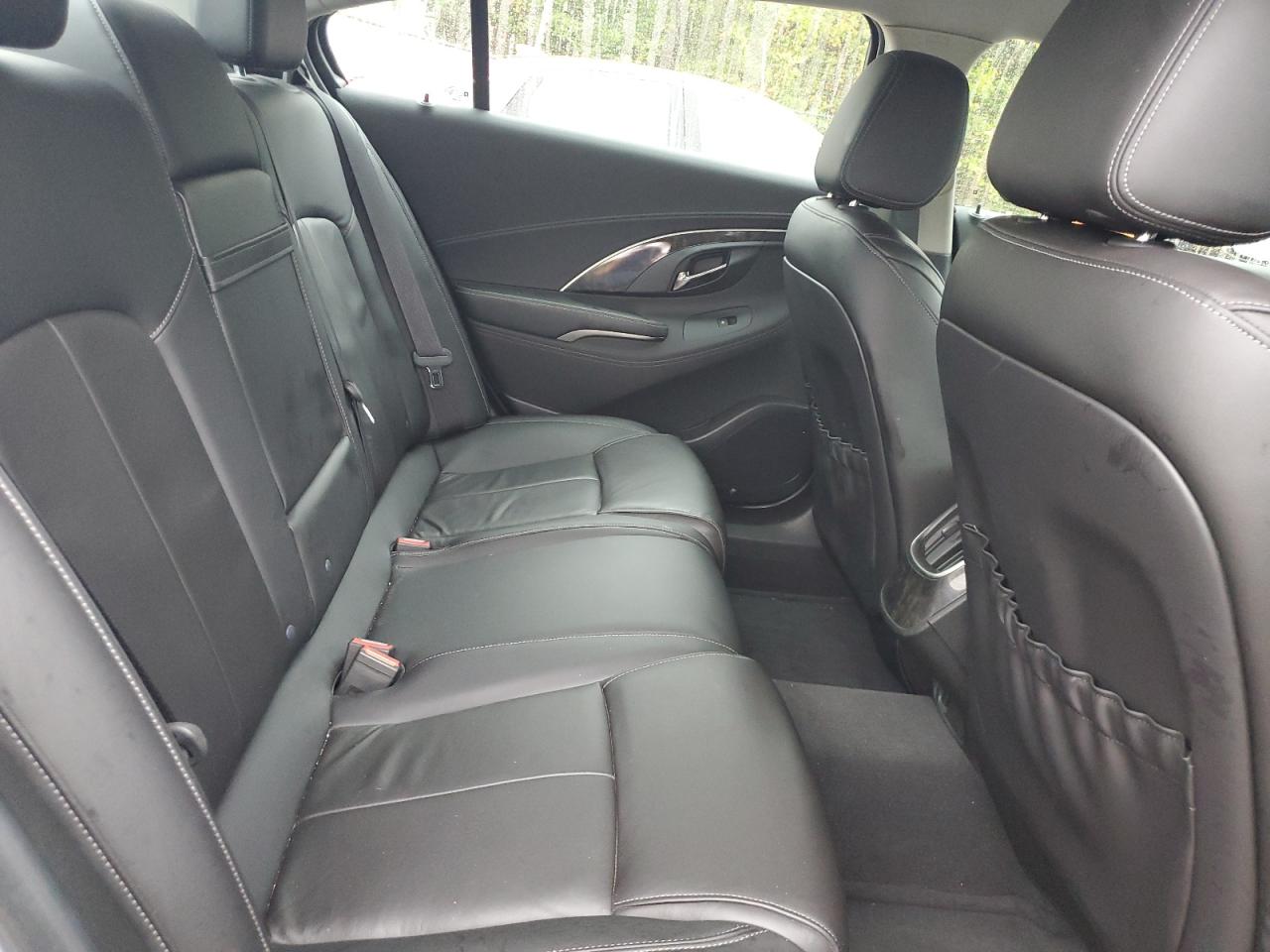 2016 Buick Lacrosse VIN: 1G4GB5G35GF147763 Lot: 81563135