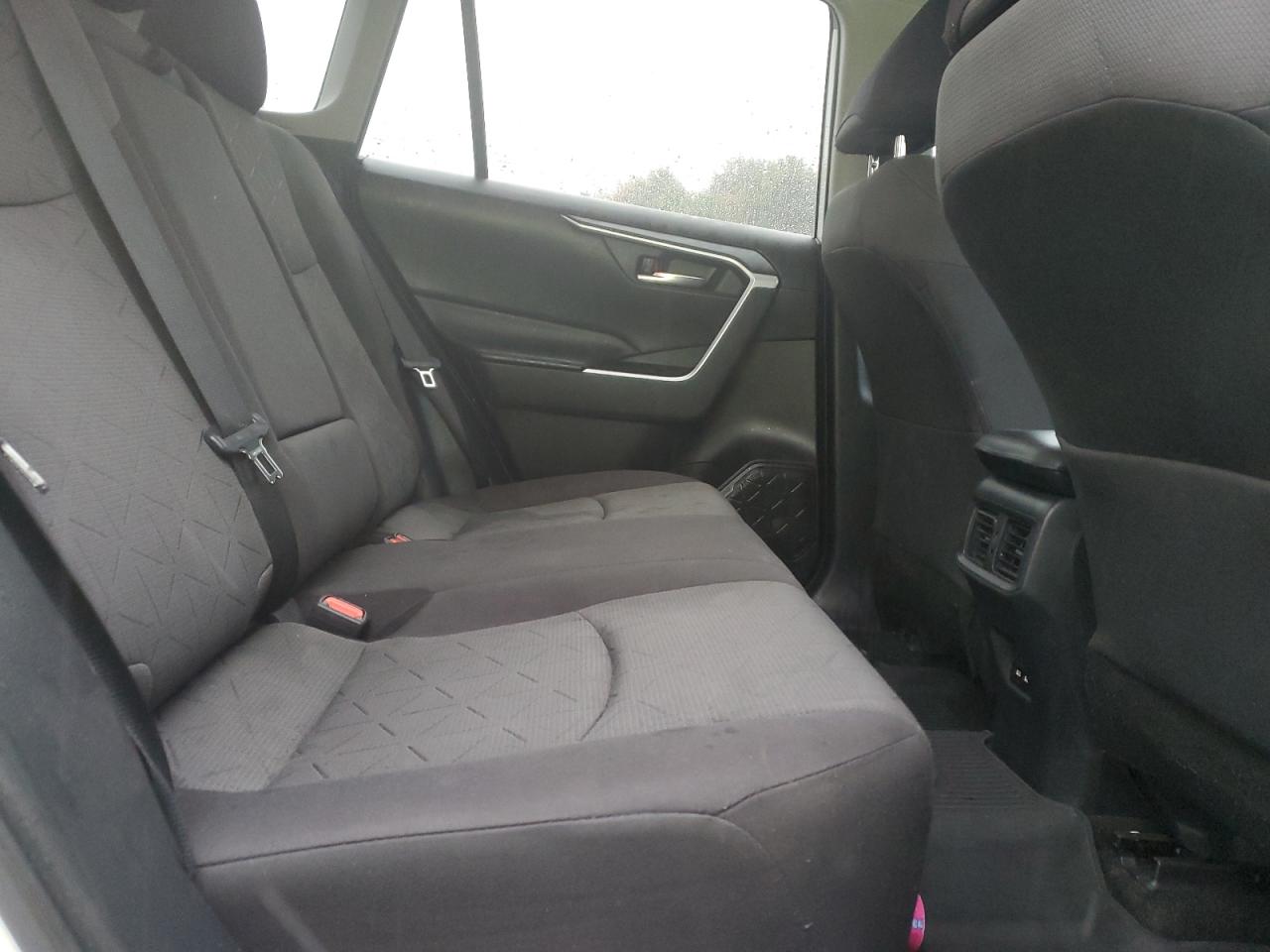 2021 Toyota Rav4 Xle VIN: 2T3P1RFV0MC165729 Lot: 82065535