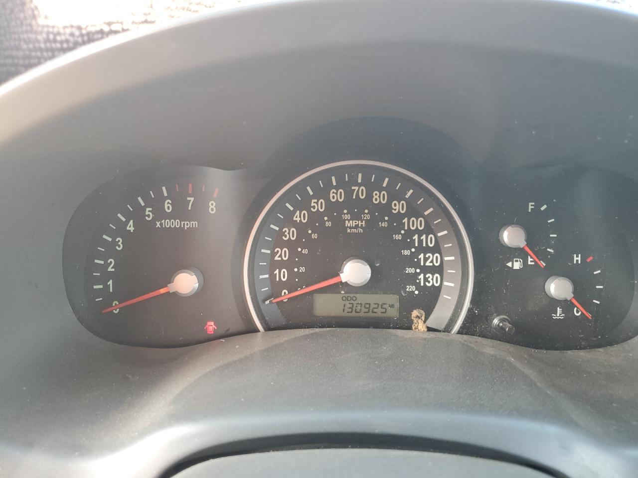 2010 Kia Sedona Lx VIN: KNDMG4C38A6351487 Lot: 81090945