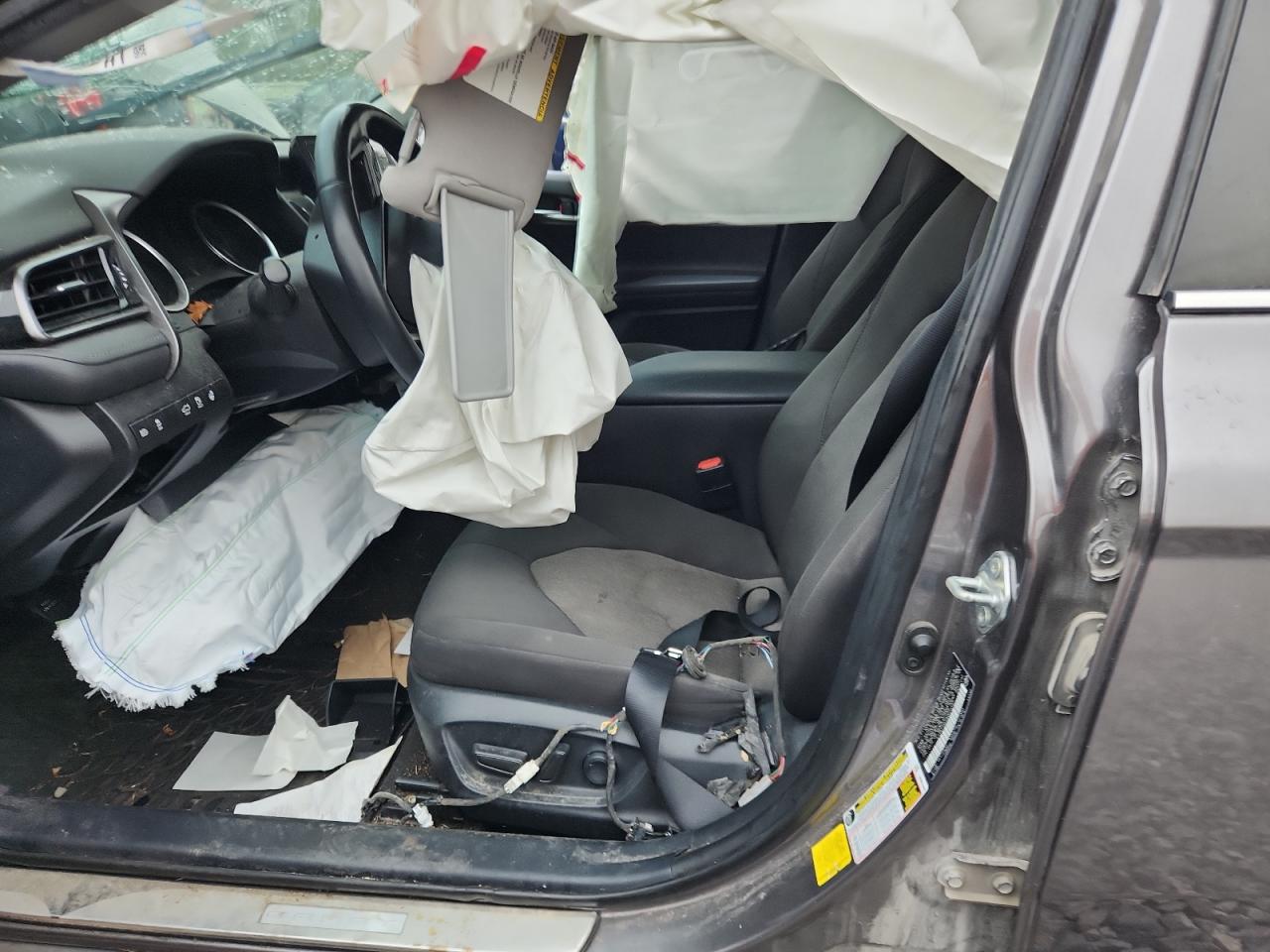 2022 Toyota Camry Le VIN: 4T1R11AK5NU075587 Lot: 83808935