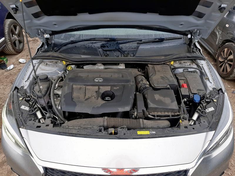 2017 INFINITI Q30 BUSINESS EXECUTIVE D 