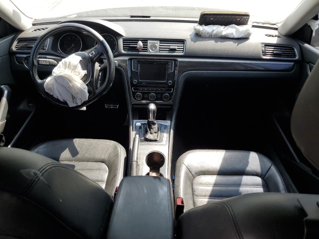 2017 Volkswagen Passat Sel Premium VIN: 1VWCT7A32HC057376 Lot: 81605645