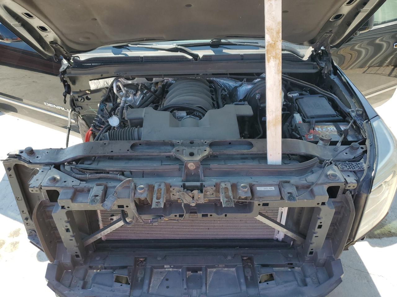 2015 GMC Yukon Xl Denali VIN: 1GKS2JKJ0FR133428 Lot: 68013035