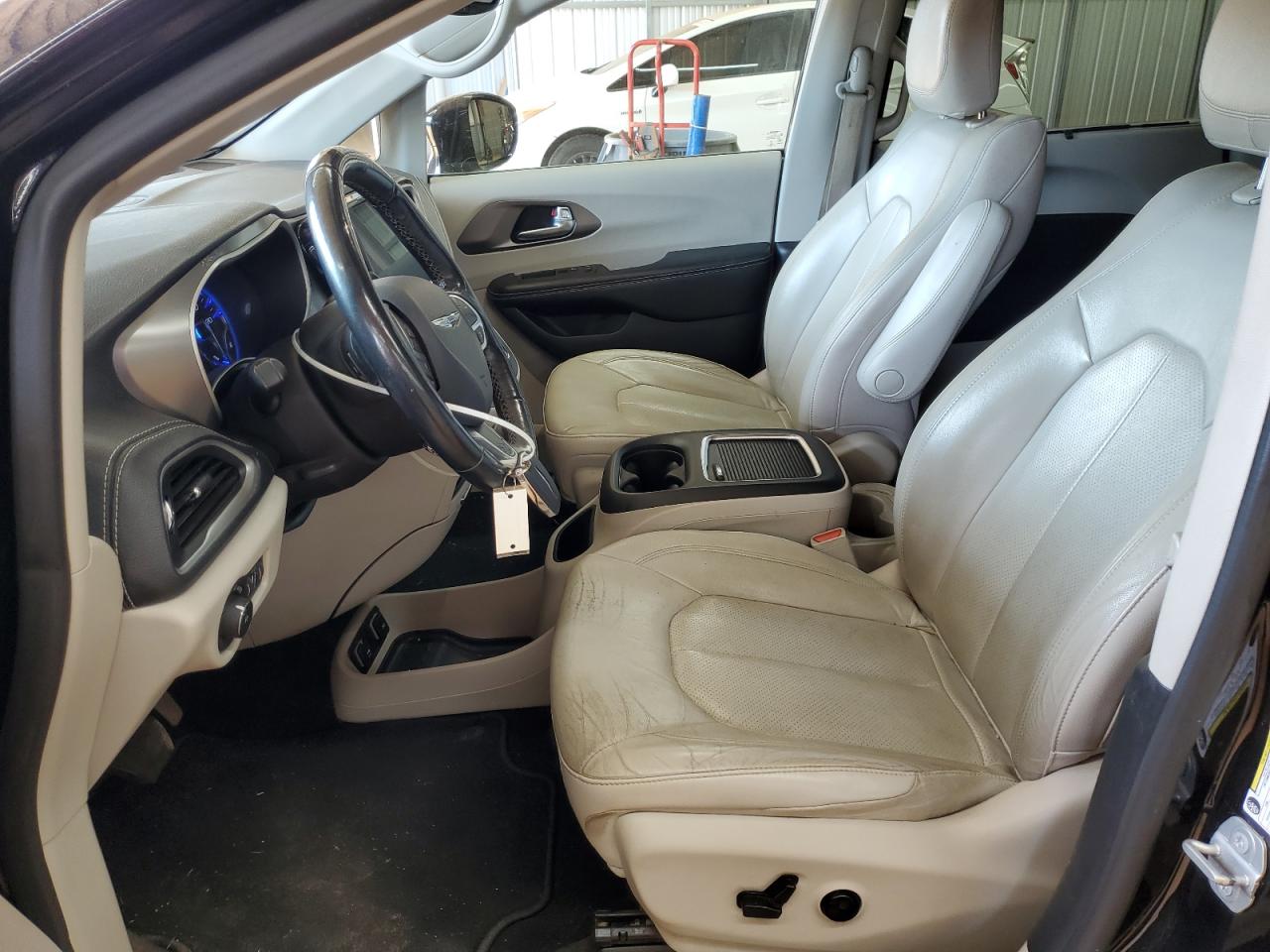 2021 Chrysler Pacifica Touring L VIN: 2C4RC1BG4MR542549 Lot: 81703805