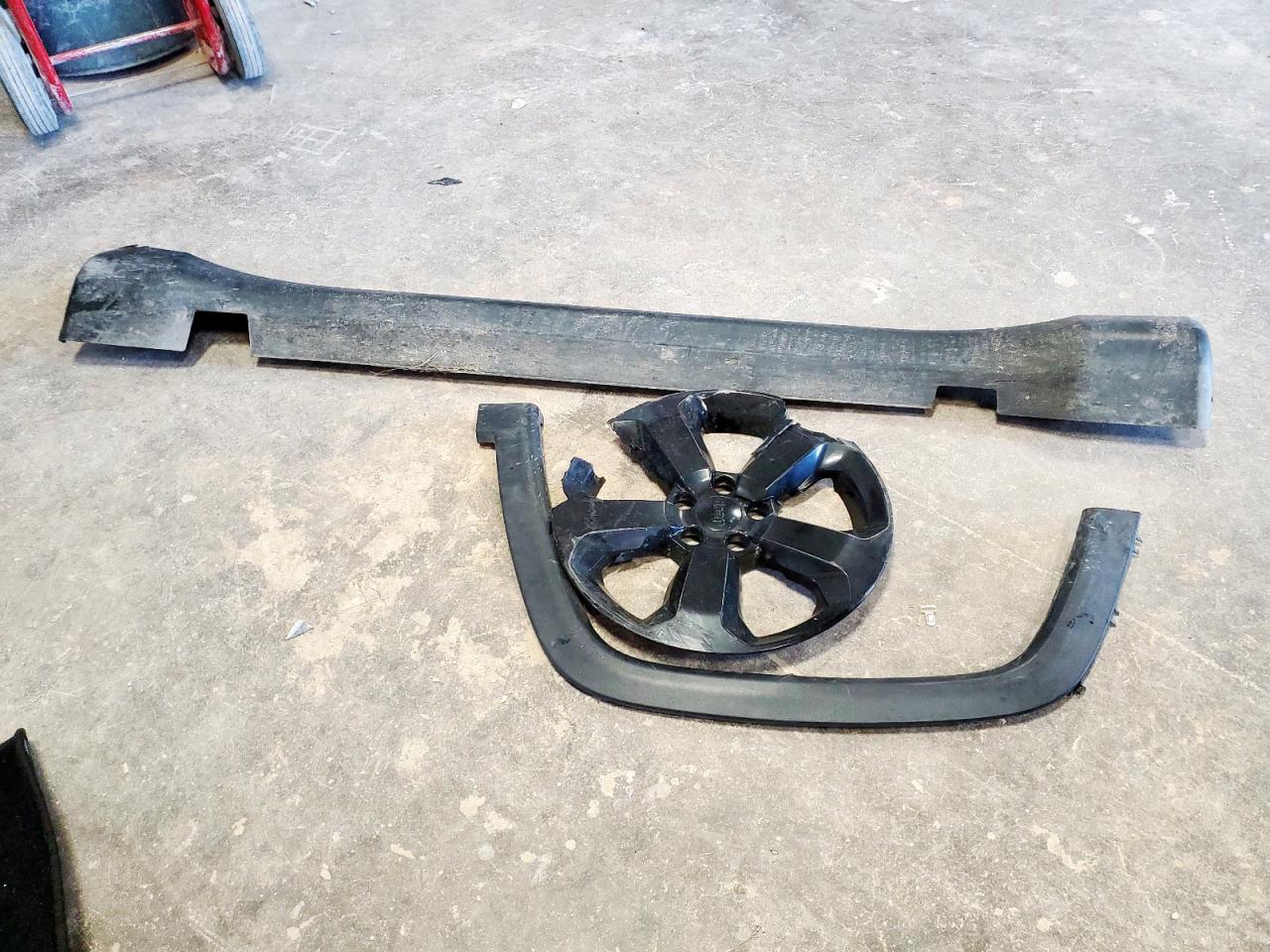 2018 Jeep Compass Latitude VIN: 3C4NJCBBXJT240907 Lot: 80913755